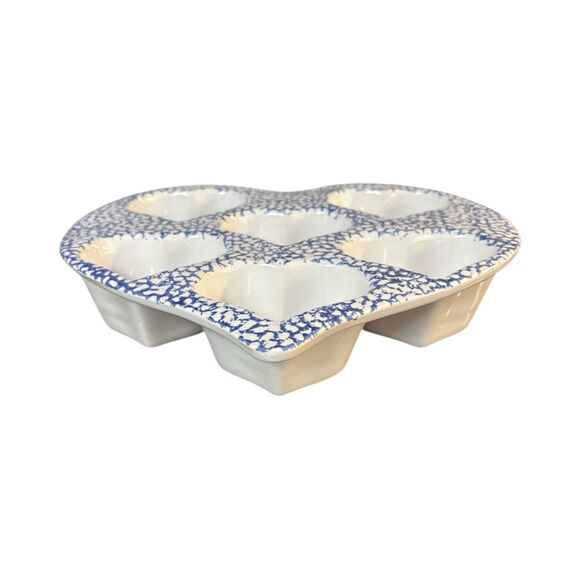 Heart Ceramic Muffin Pan - Picture 1 of 3